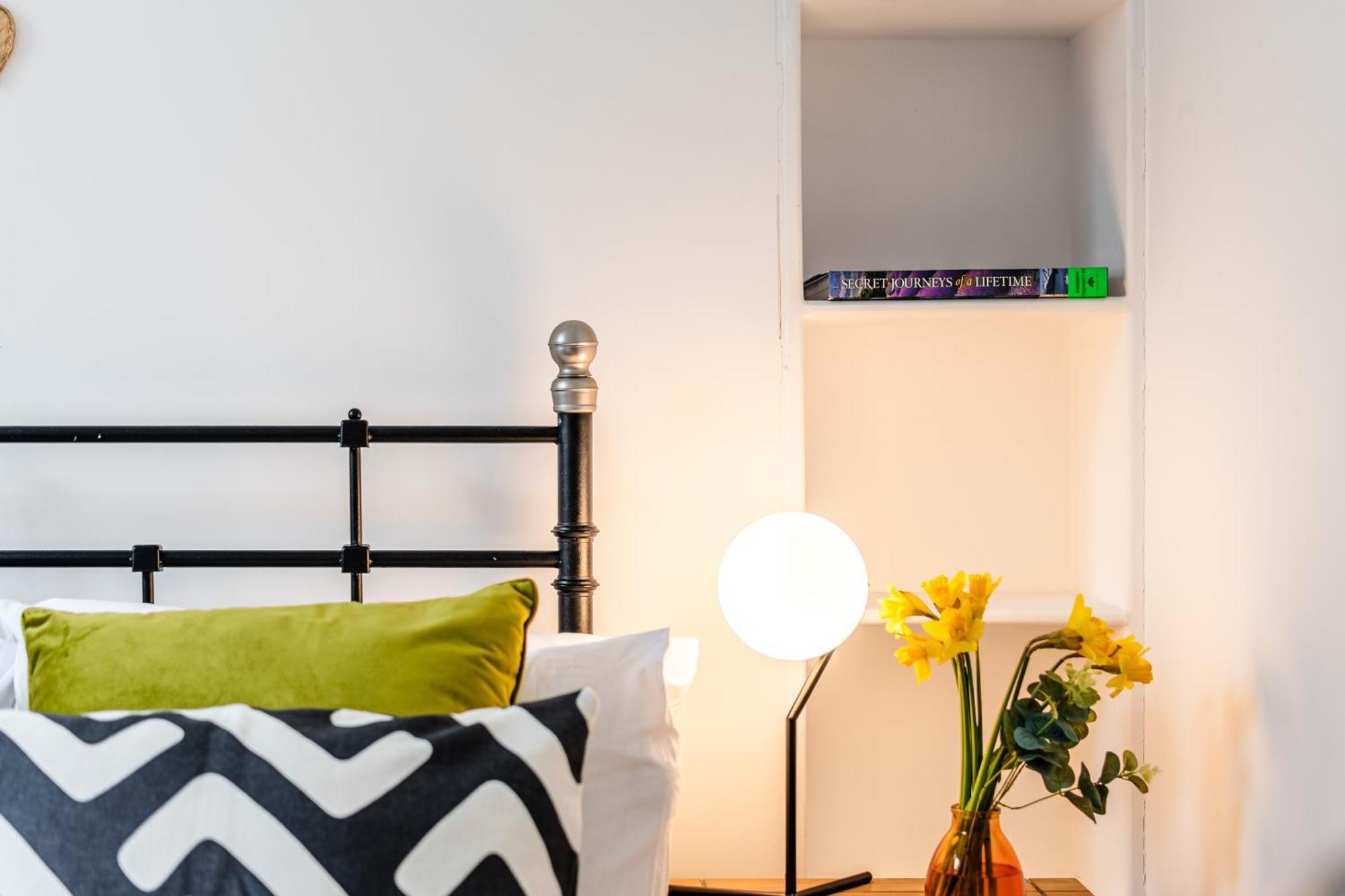 Apartment 1 Bed *